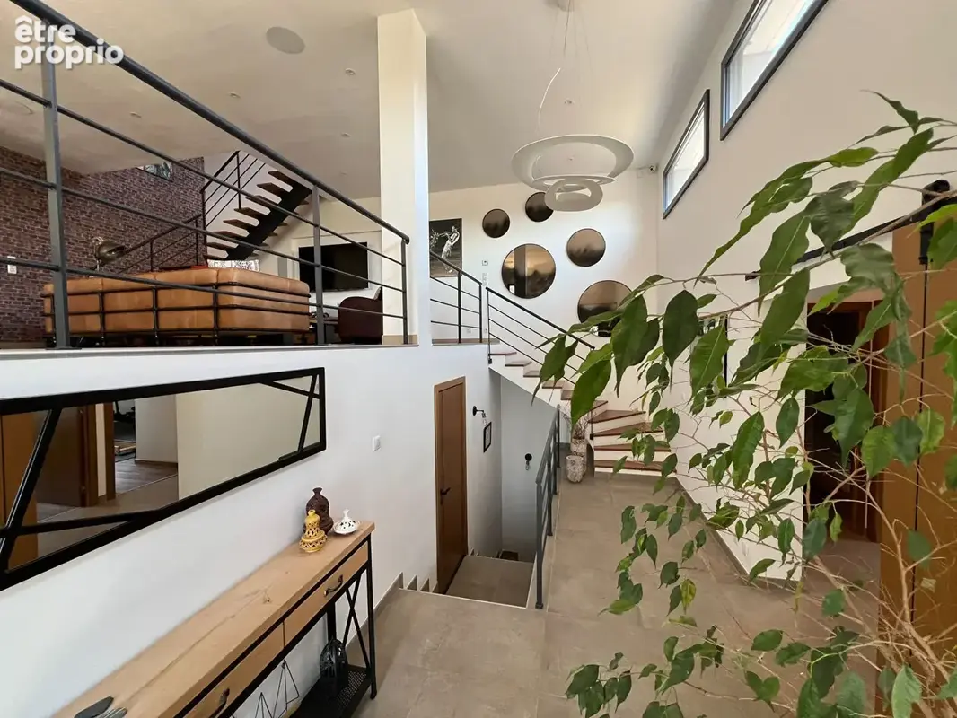 Maison contemporaine de 162 m² à vendre à Crégy-lès-Meaux - Grand standing - photo 2