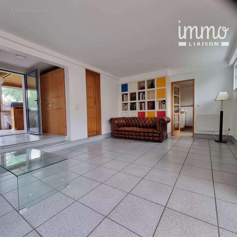 Maison à L'HAY-LES-ROSES