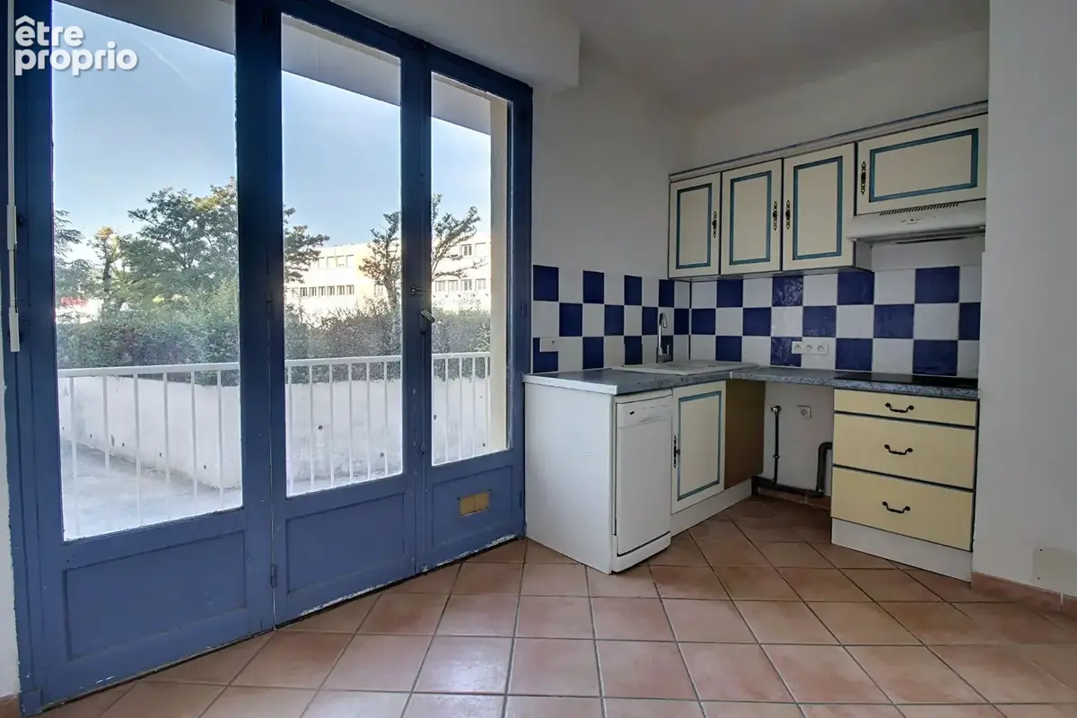 À VENDRE EN EXCLUSIVITÉ ! DRAGUIGNAN Appartement T4 de 84 m² en rez-de-chaussée - photo 4