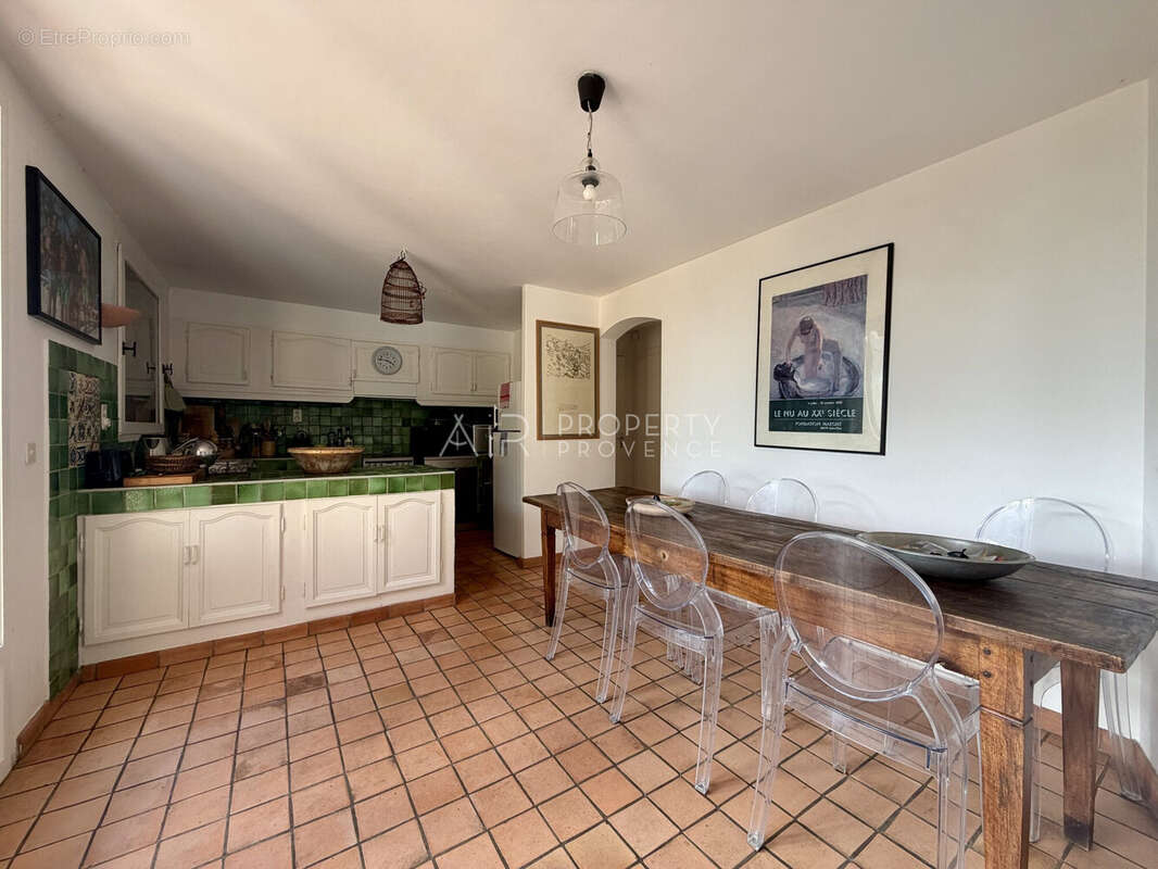 Maison à LOURMARIN