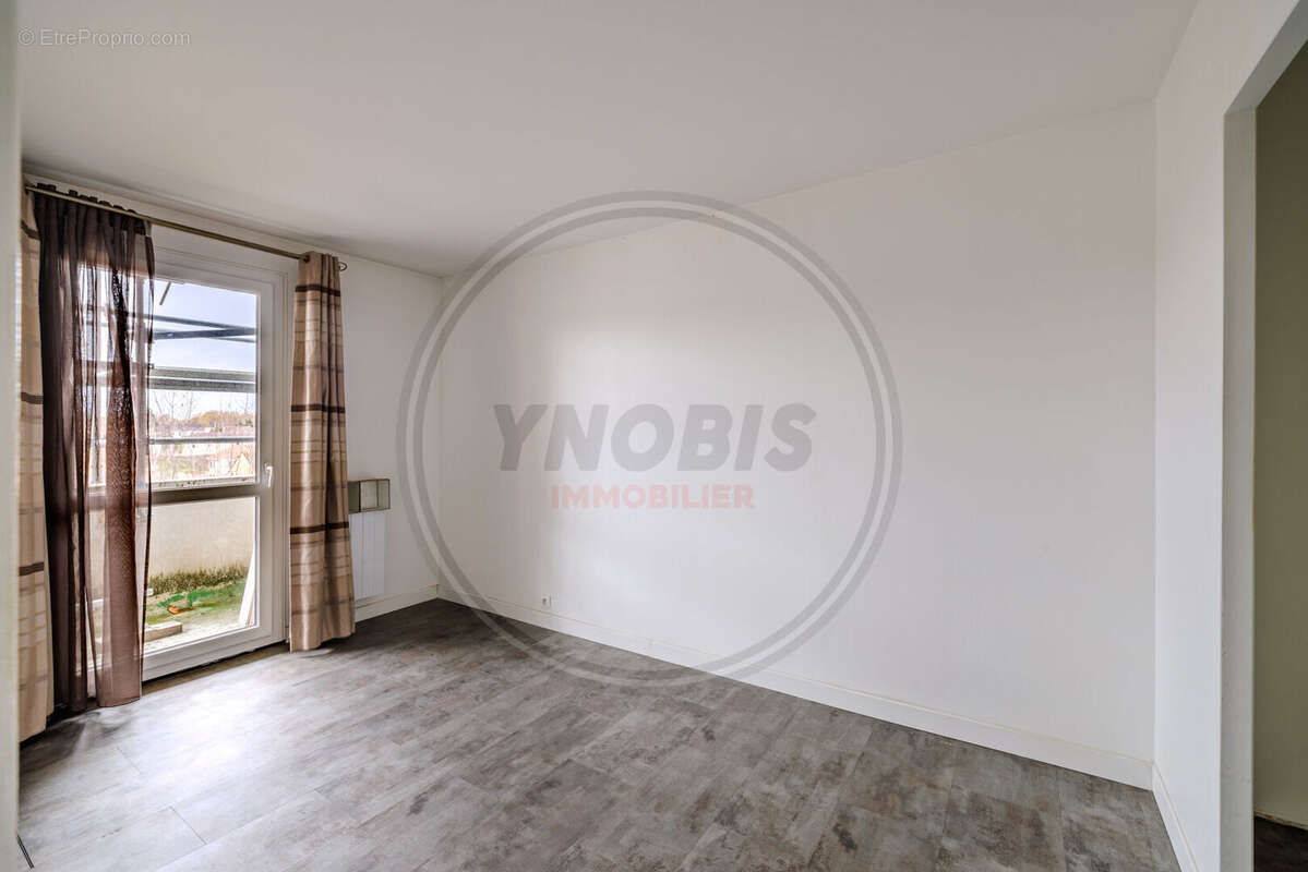 Appartement à LES MUREAUX