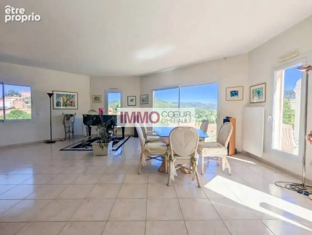 Photo Maison à Le Bousquet-D'orb au prix de 346 000€