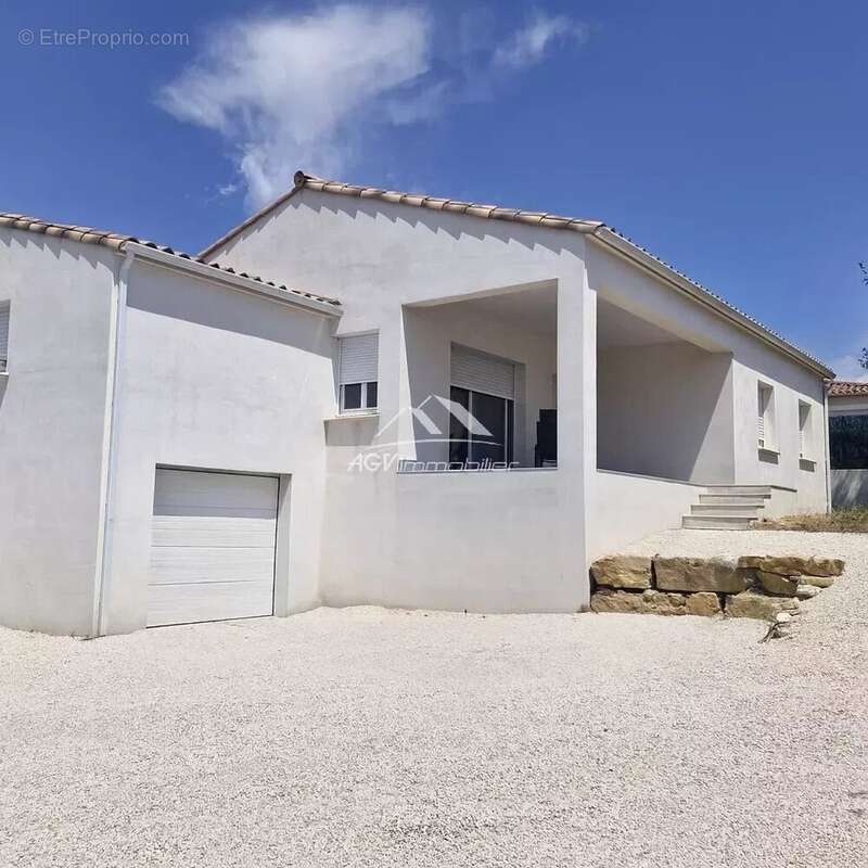 Maison à SAINT-AMBROIX