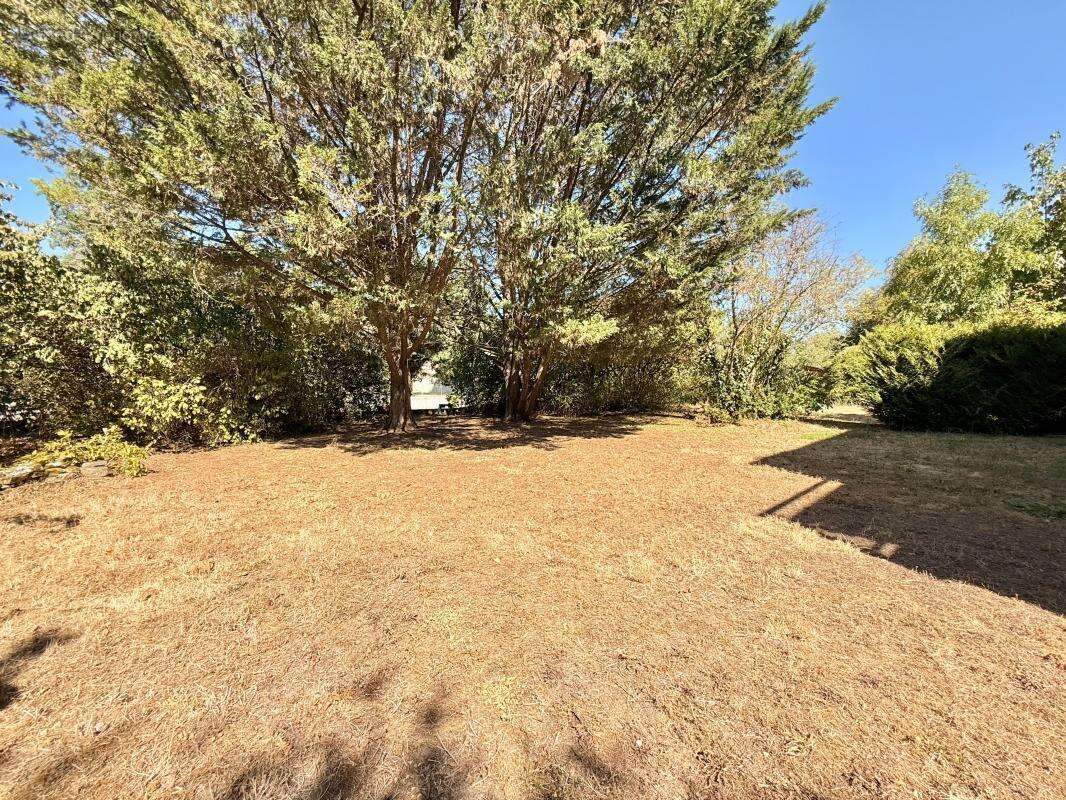 Maison Individuelle - Un jardin sans vis-à-vis, bordé par la rivière, dans un écrin de verdure - photo 35