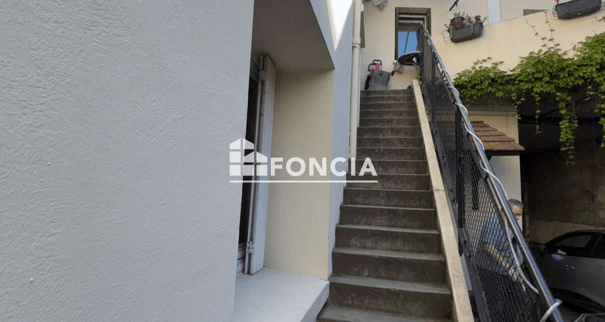 Appartement à GENNEVILLIERS