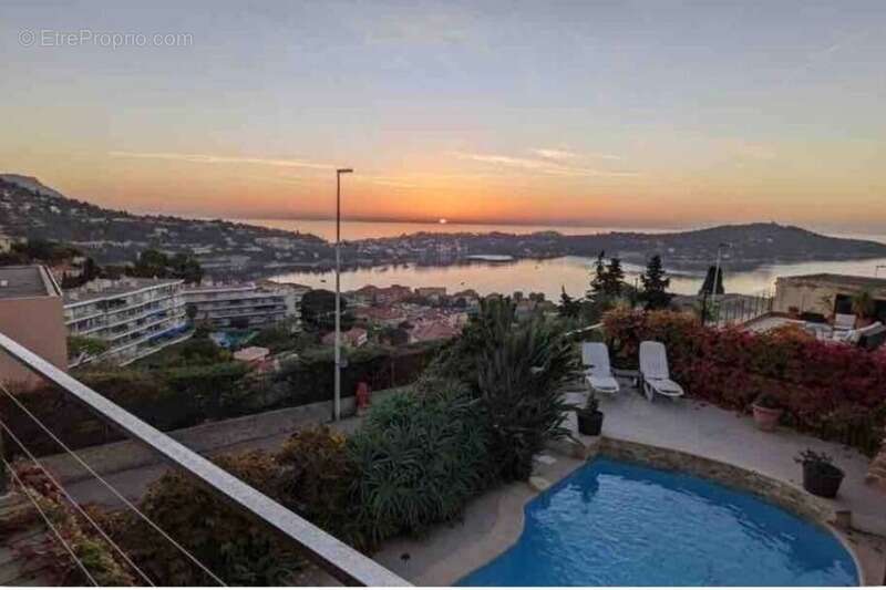 Appartement à VILLEFRANCHE-SUR-MER