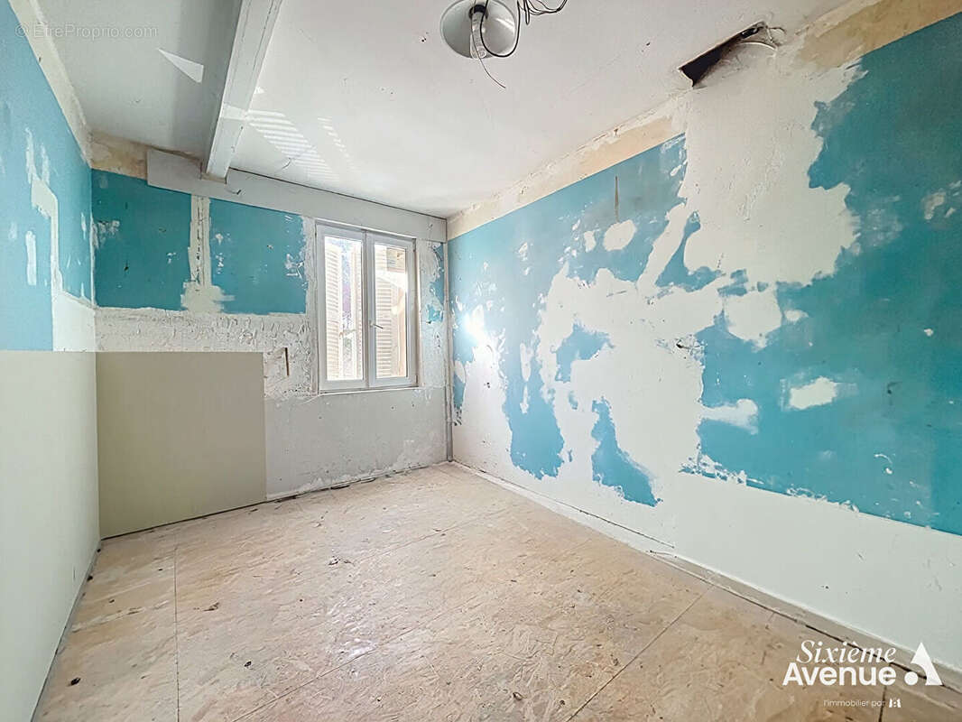 Appartement Saint Symphorien D Ozon 3 pièces 75 m² + combles aménageables et garage - photo 6