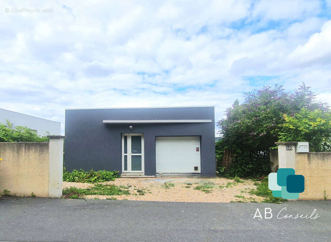 Maison à SAINT-LEGER-DU-BOURG-DENIS