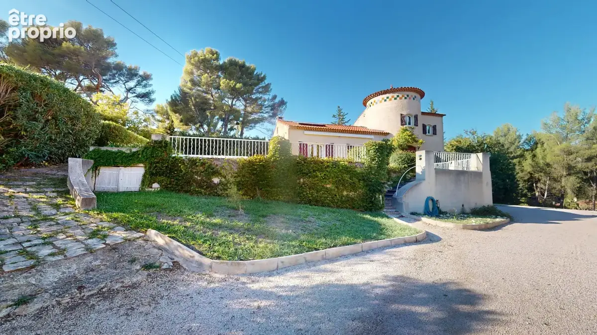Photo Maison à Roquevaire au prix de 649 000€