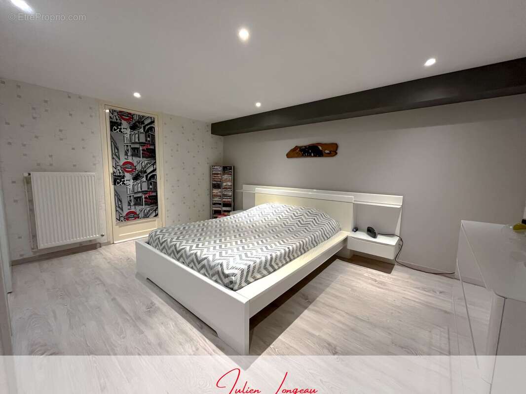 Maison à CHATELLERAULT