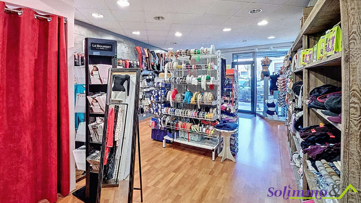 Commerce à LA TOUR-DU-PIN