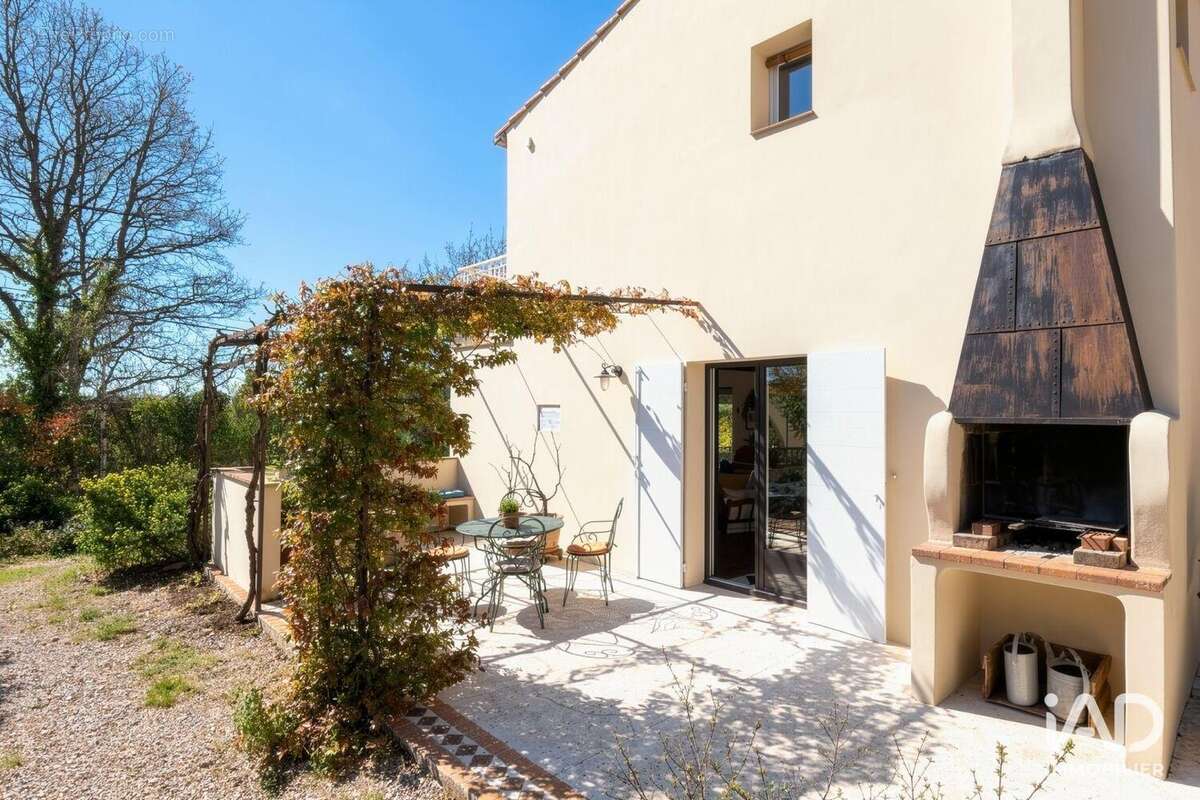 Photo 8 - Maison à LA MOTTE-D'AIGUES