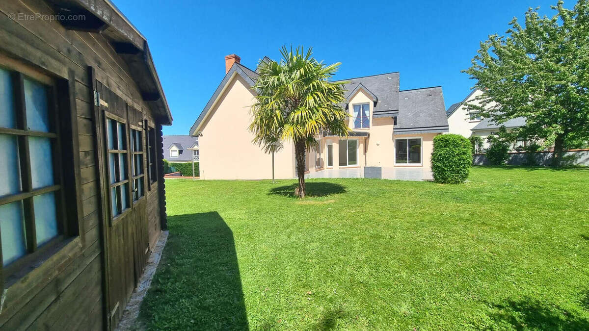 Maison à LE MESNIL-ESNARD