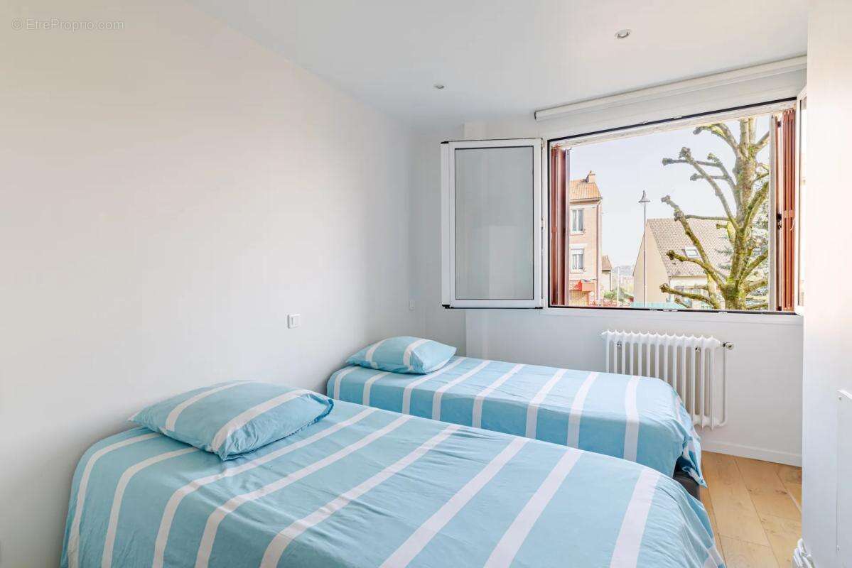 Appartement à GARCHES