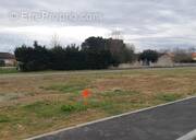 Terrain à BEAUZELLE