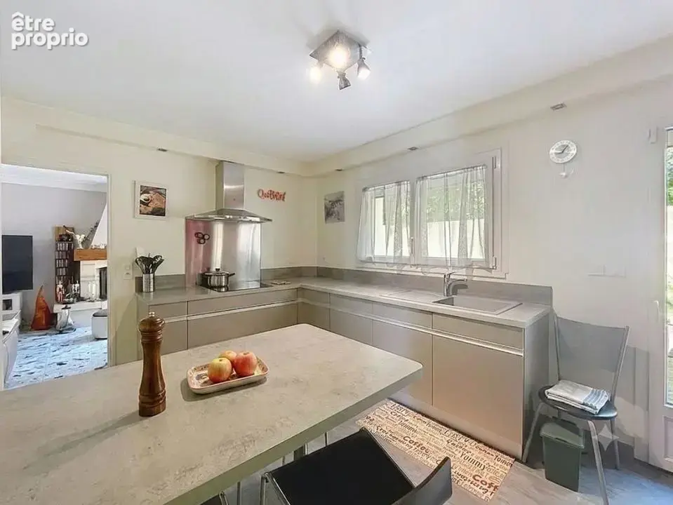 Maison 5 pièces 105 m² à vendre à Avignon (84000) - photo 8