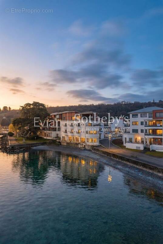 Appartement à EVIAN-LES-BAINS
