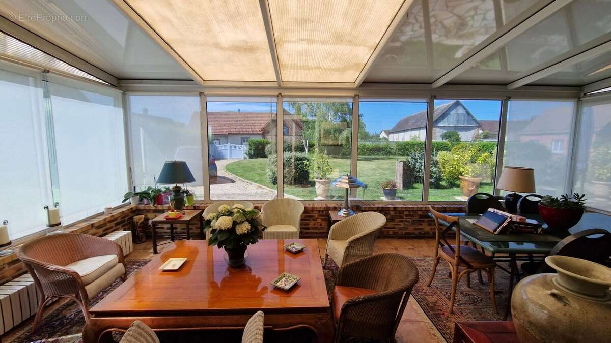 Maison à BERCHERES-SAINT-GERMAIN