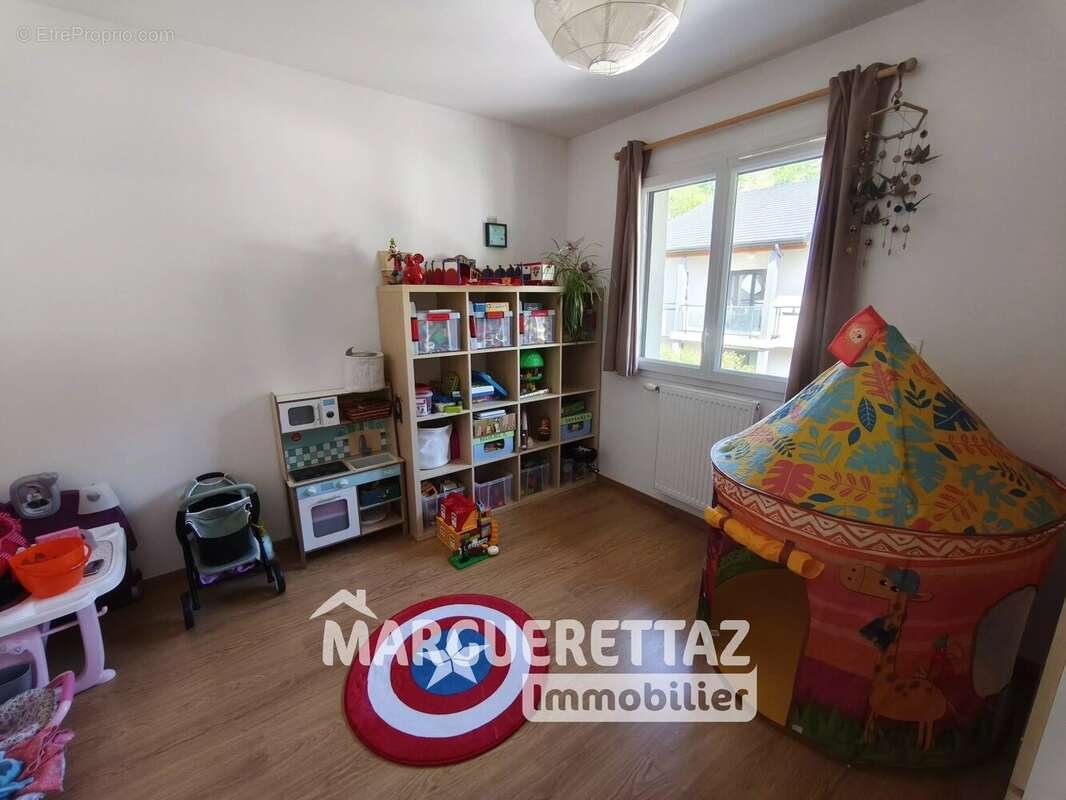 Appartement à AYSE
