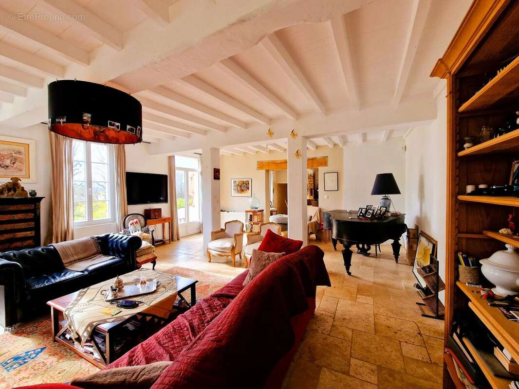 Maison à CASTILLON-LA-BATAILLE