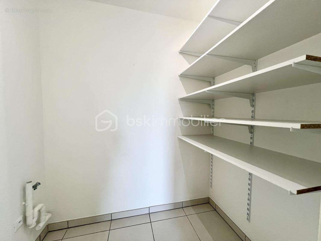 Appartement à BEZANNES