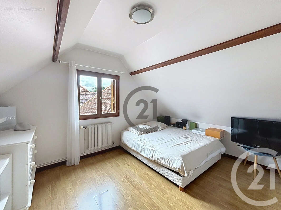 Maison 147 m² à Bourron-Marlotte  - photo 15