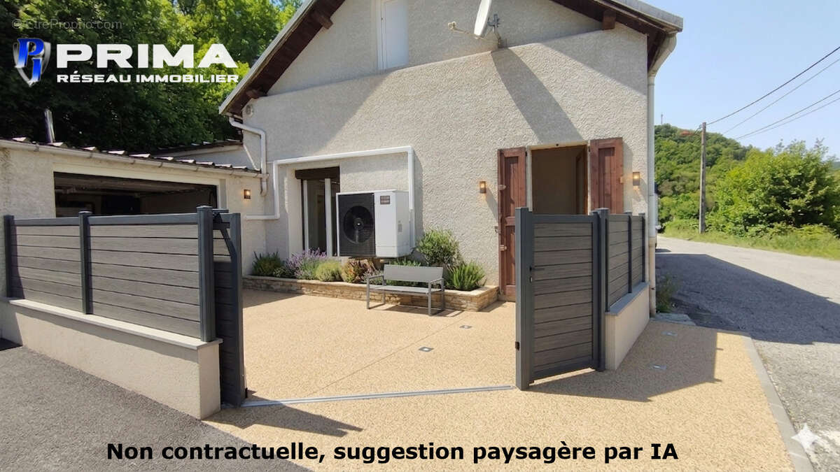 Maison à SUSVILLE