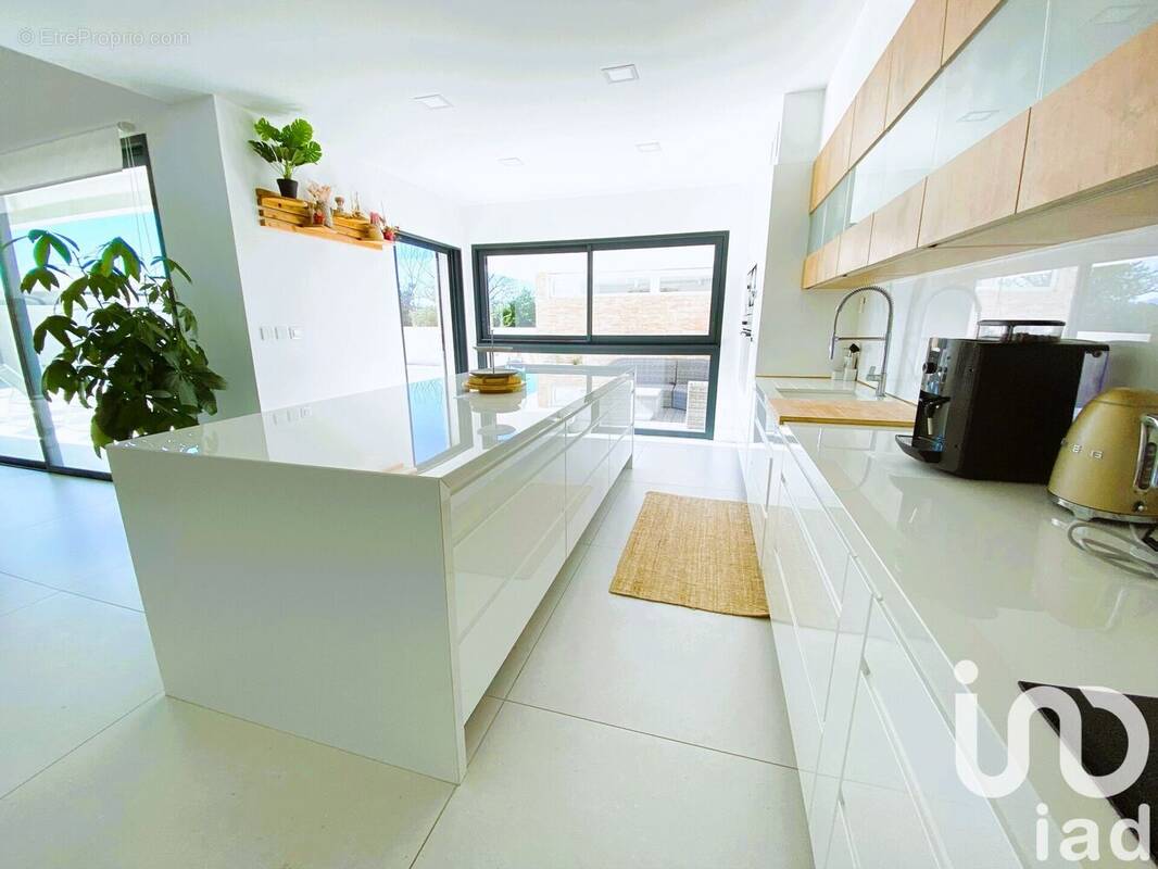 Photo 1 - Maison à PEYRESTORTES