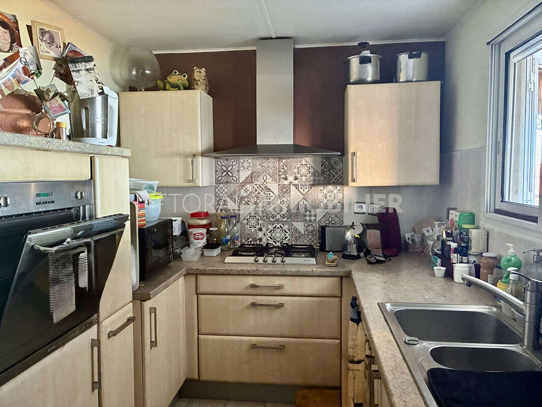 Maison à LES TROIS-BASSINS