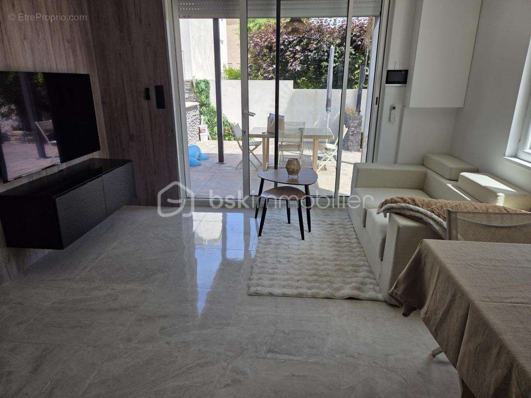 Appartement à SAINT-JEAN-DE-VEDAS