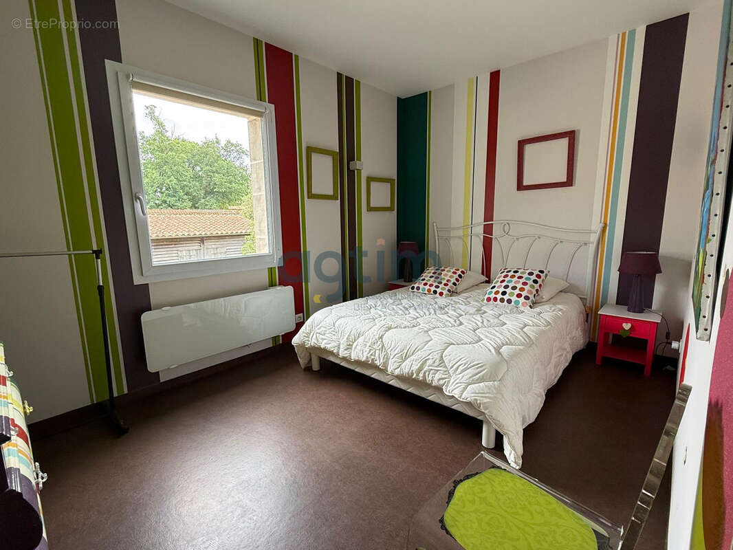 Maison à NESMY