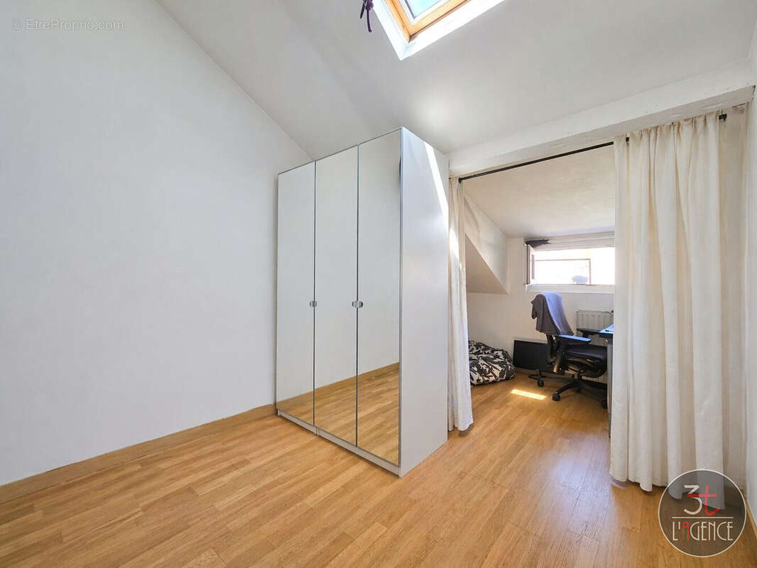 Appartement à FONTENAY-SOUS-BOIS