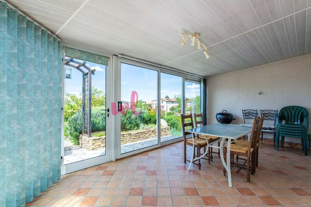 Maison à TERNAY