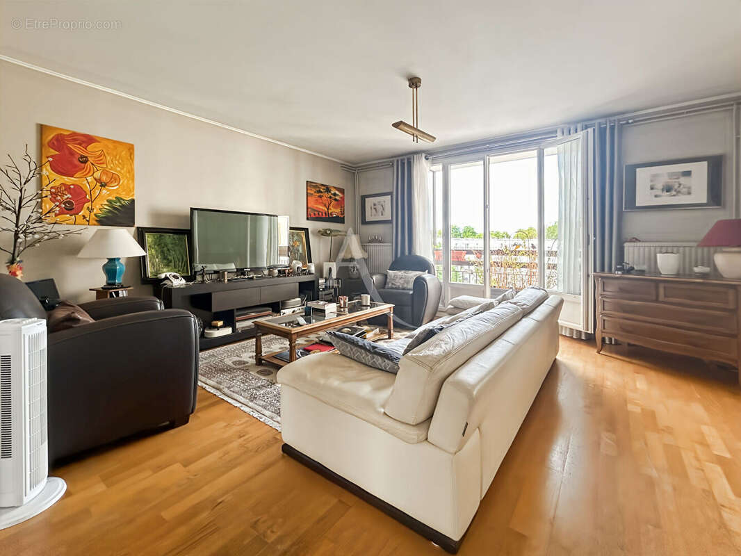 Appartement à SAINT-OUEN-L'AUMONE
