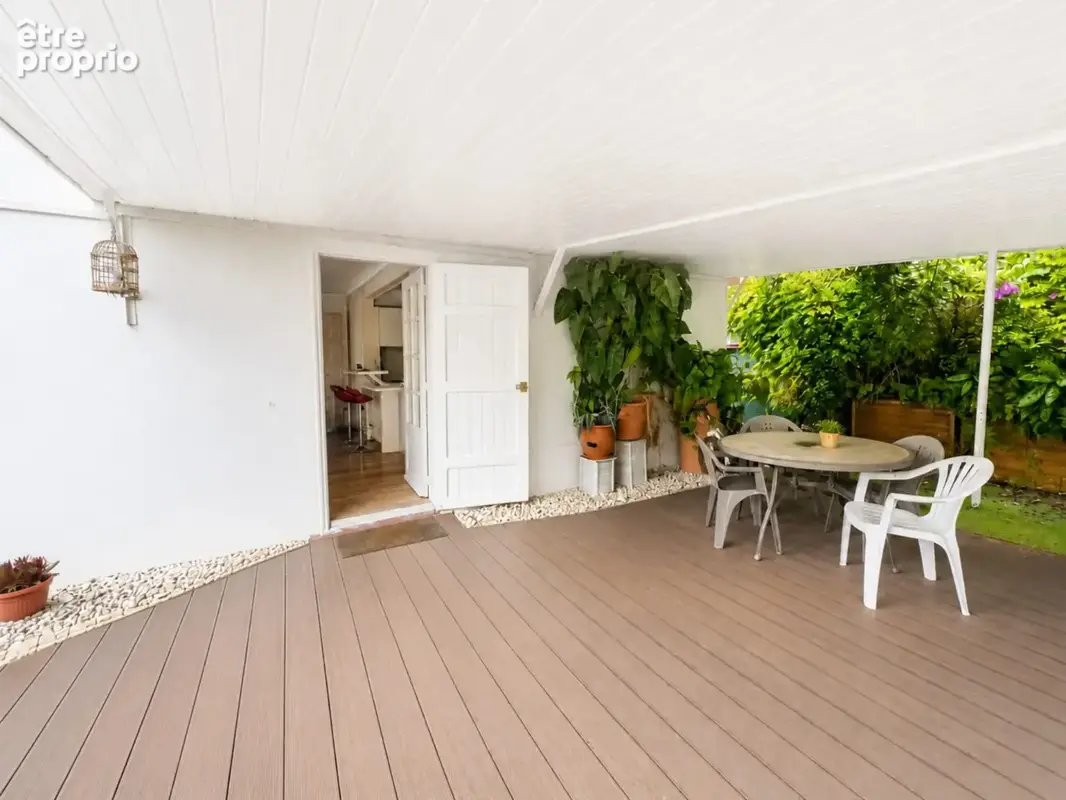Maison 5 pièces 110 m² à vendre à Saint-Denis (97417) - photo 5