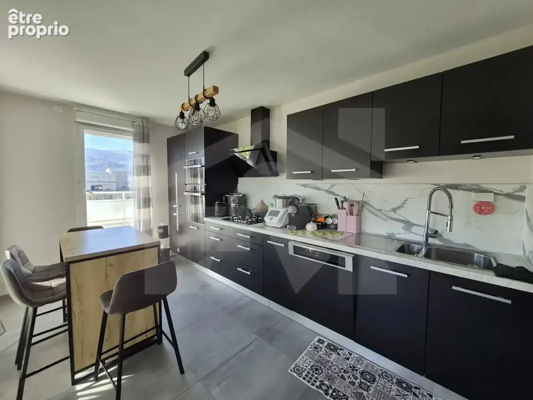5P+C de 113m2 au dernier étage avec terrasse et vue panorami - photo 3