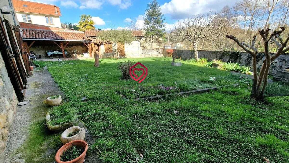 Maison à LE MAS-D'AZIL