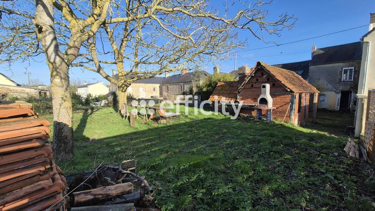 Maison à LE MOLAY-LITTRY