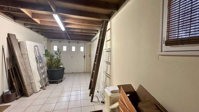 Maison à FARGUES-SAINT-HILAIRE