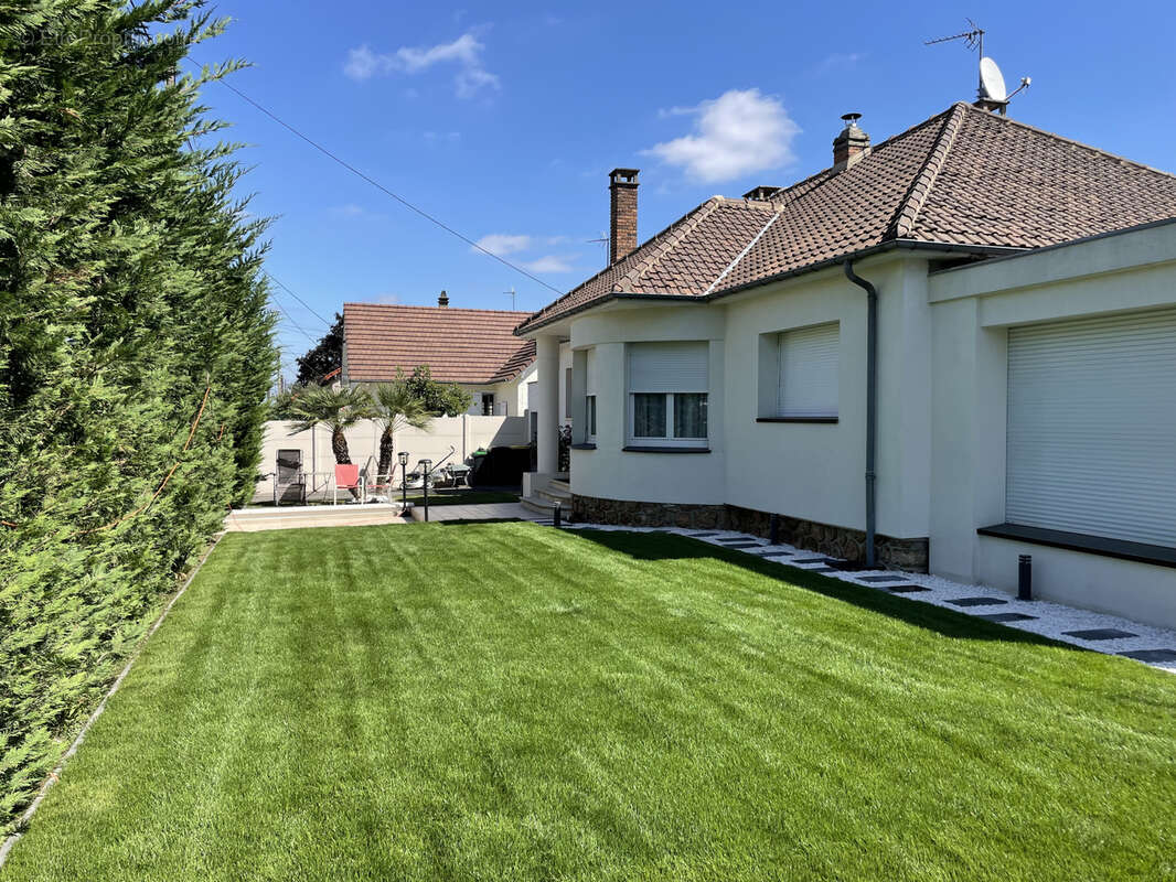 Maison à ATHIS-MONS