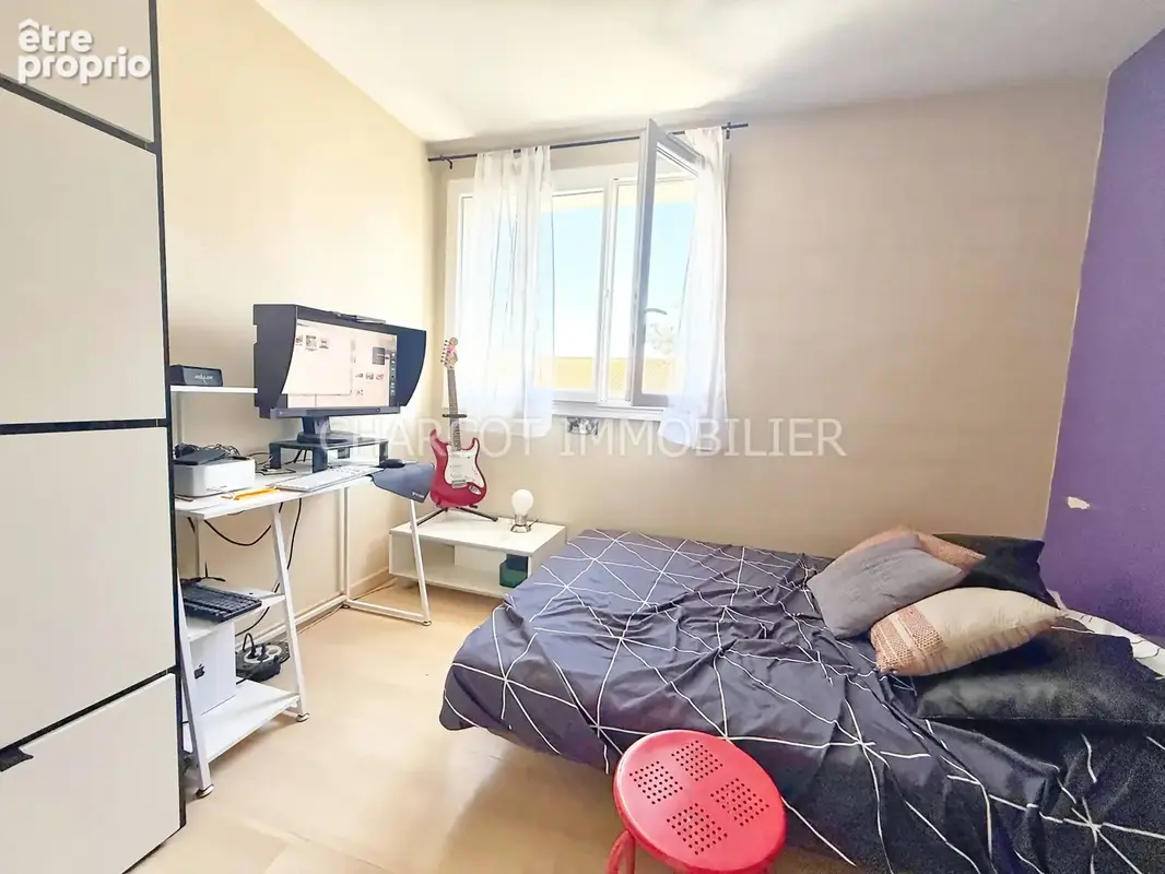 LYON 5ème - Appartement de 5 pièces de 80 m2 avec 3 chambres, balcon et cave - photo 8