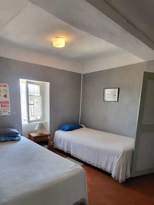 Maison de caractere six chambres et terrasse jardin - photo 14