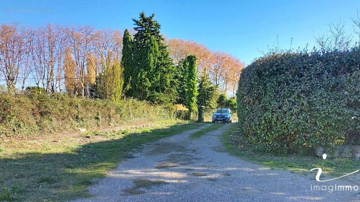 Maison à COURNONTERRAL