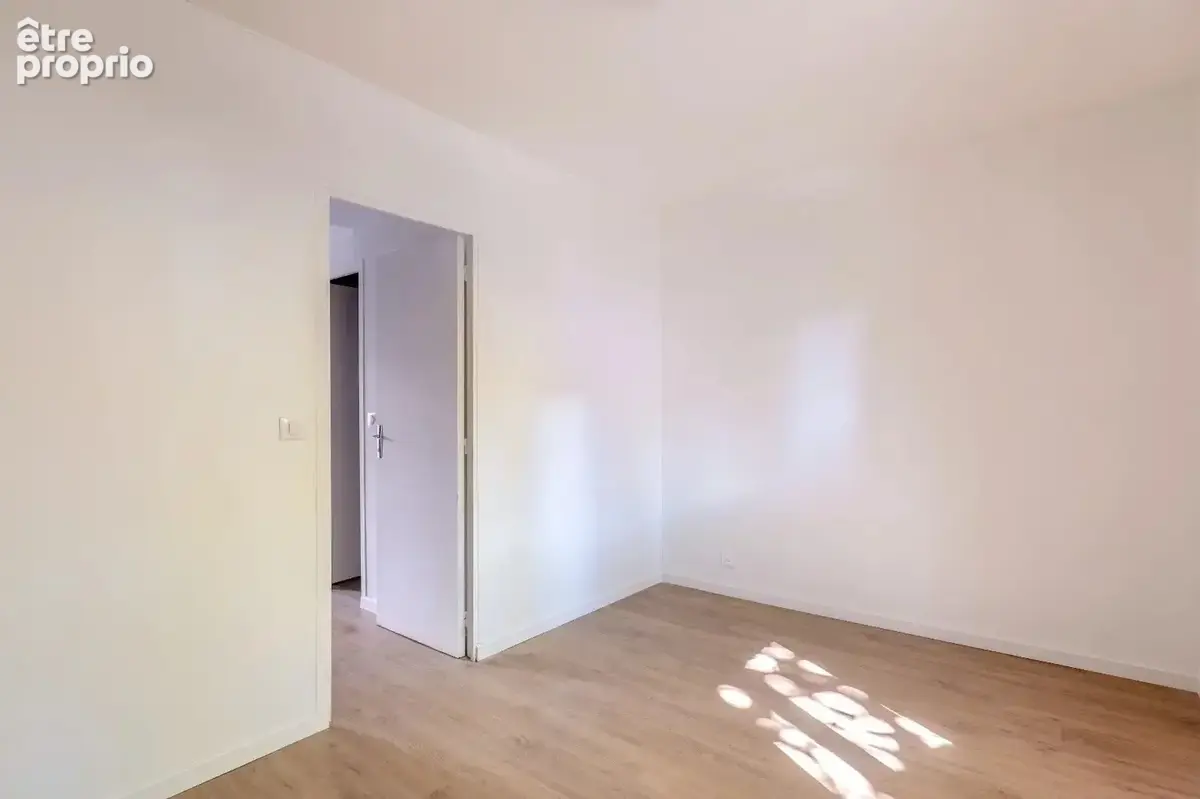 Le perreux-sur-marne – 3 pièces avec cour privative – rer e à 7 min à pied / future ligne 15 - photo 11