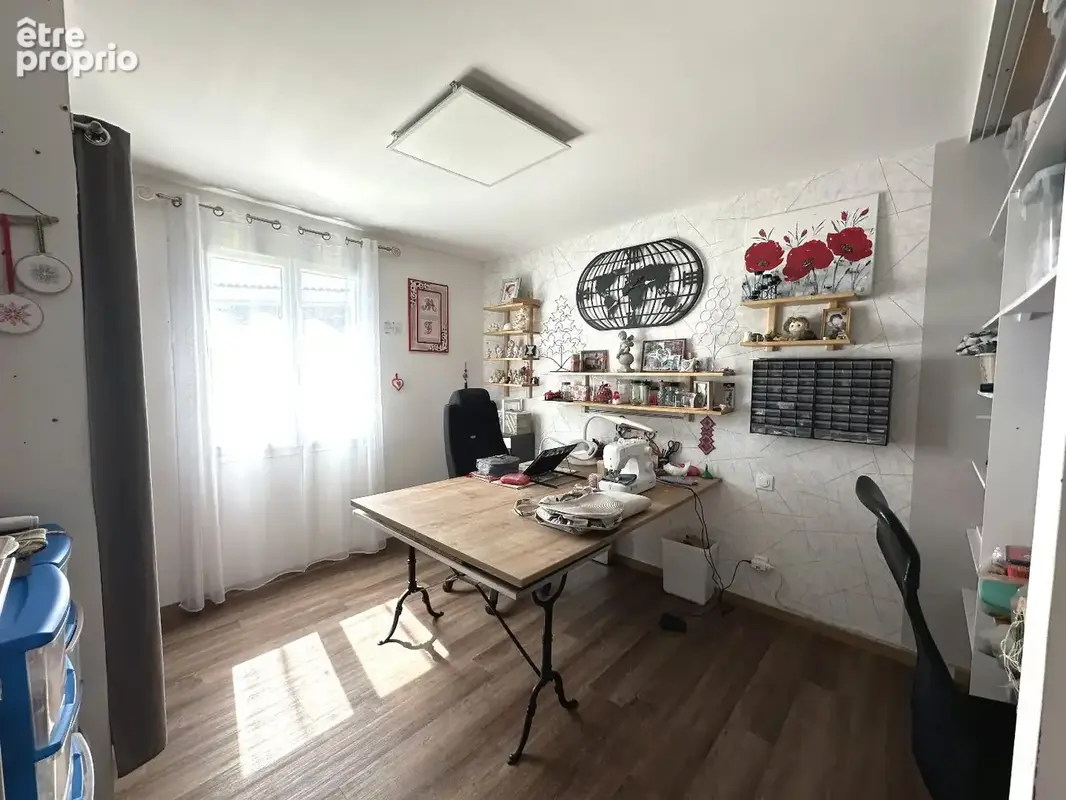 Maison plain-pied 139 m²  4 chambres  Terrain 2 000 m² & 2 grands garages à 15 min de Saintes - photo 7
