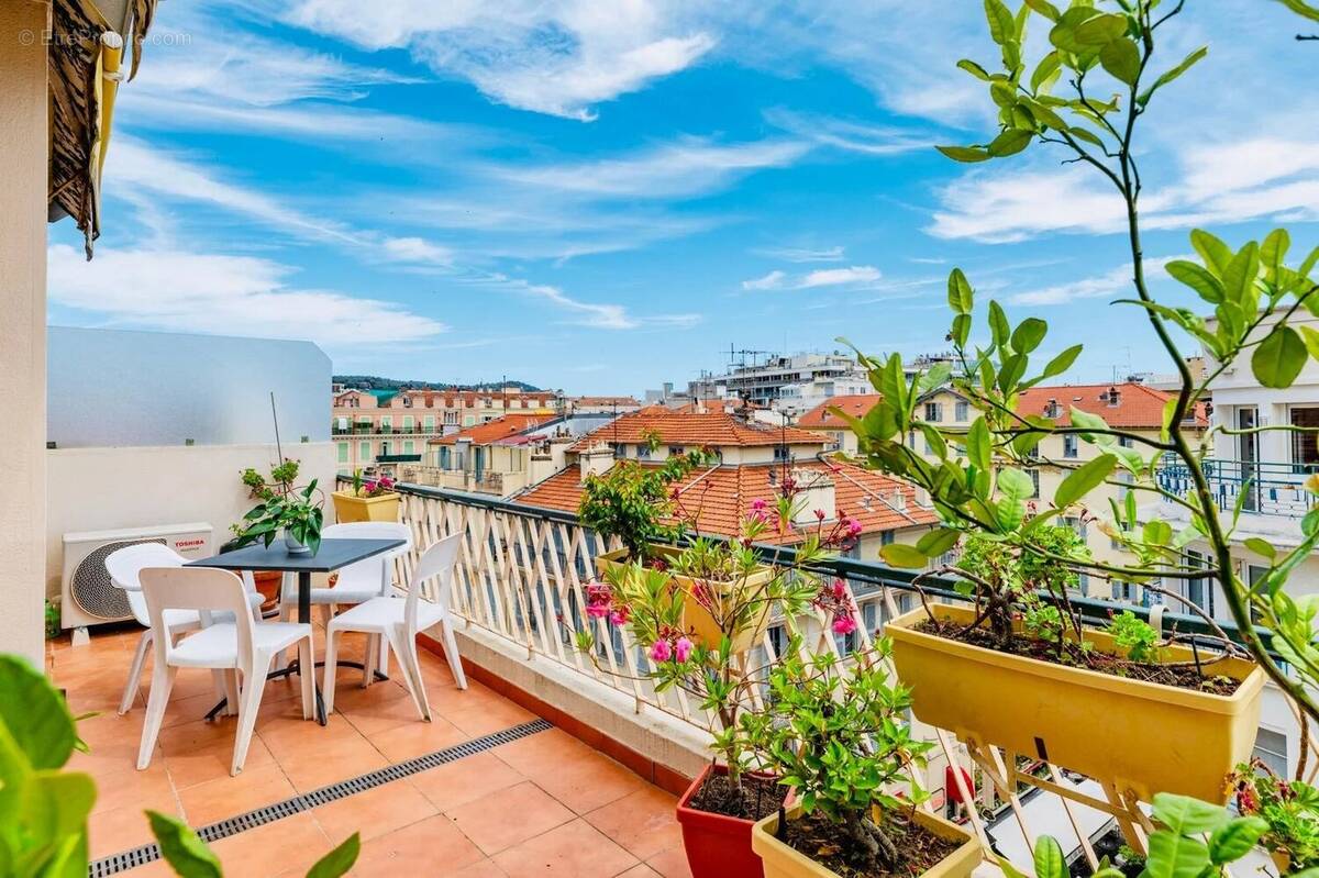 Appartement à NICE