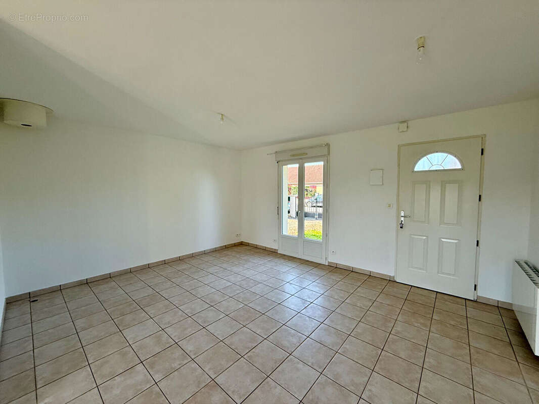 Maison à GANNAY-SUR-LOIRE