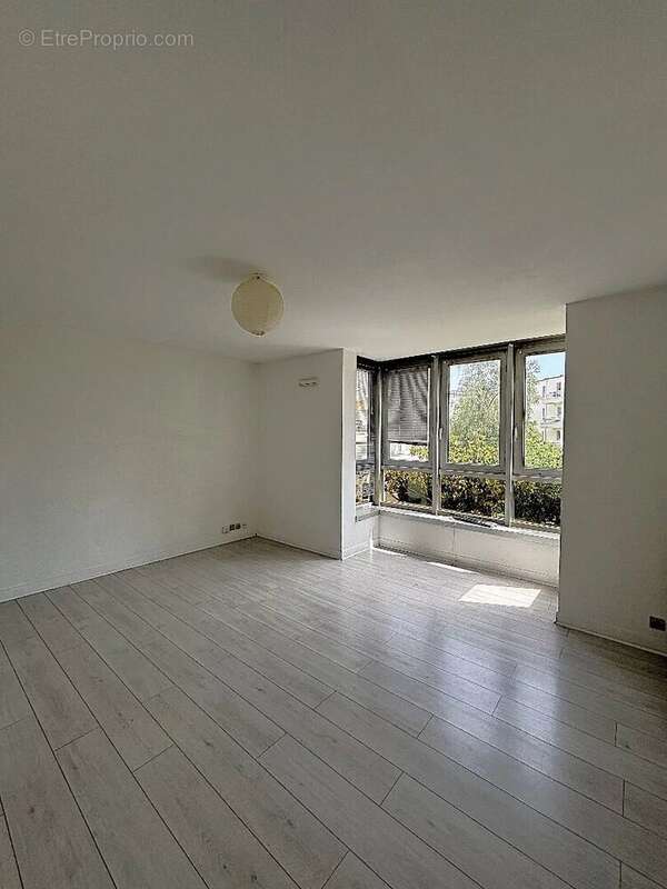 Appartement à LE KREMLIN-BICETRE