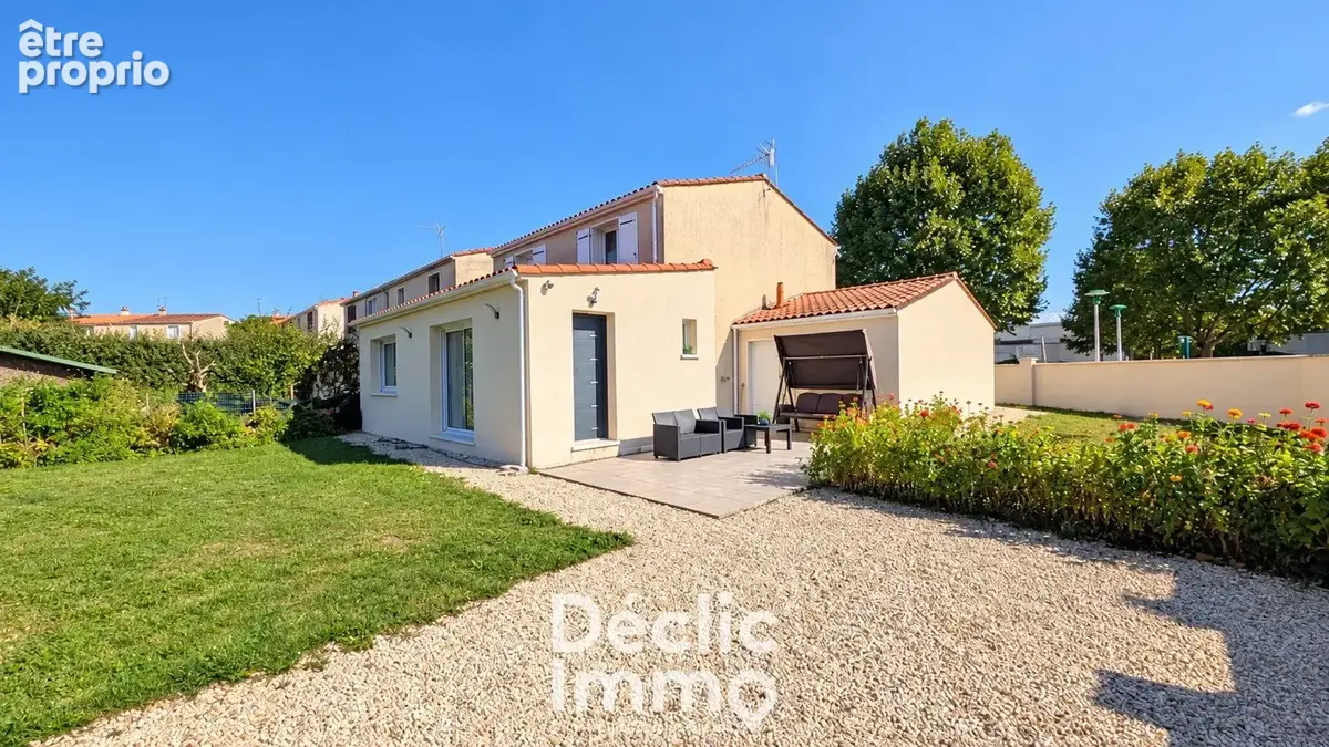 Maison à SAINT-YRIEIX-SUR-CHARENTE