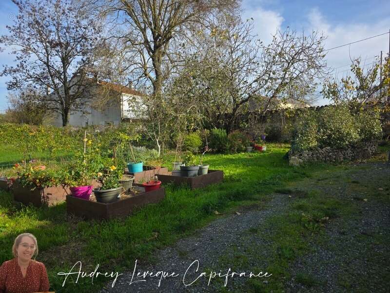 Maison à BREUIL-LA-REORTE
